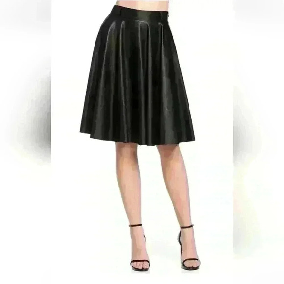 NWT Comme USA Black Skirt w/ zip Belt Loops, Size L; $89 - Picture 1 of 9